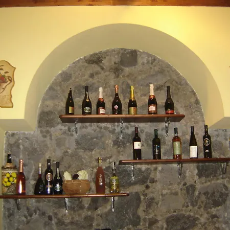 Ai Vecchi Crateri Country house *